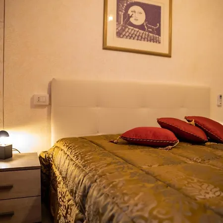 Apartament Vaticano Bed